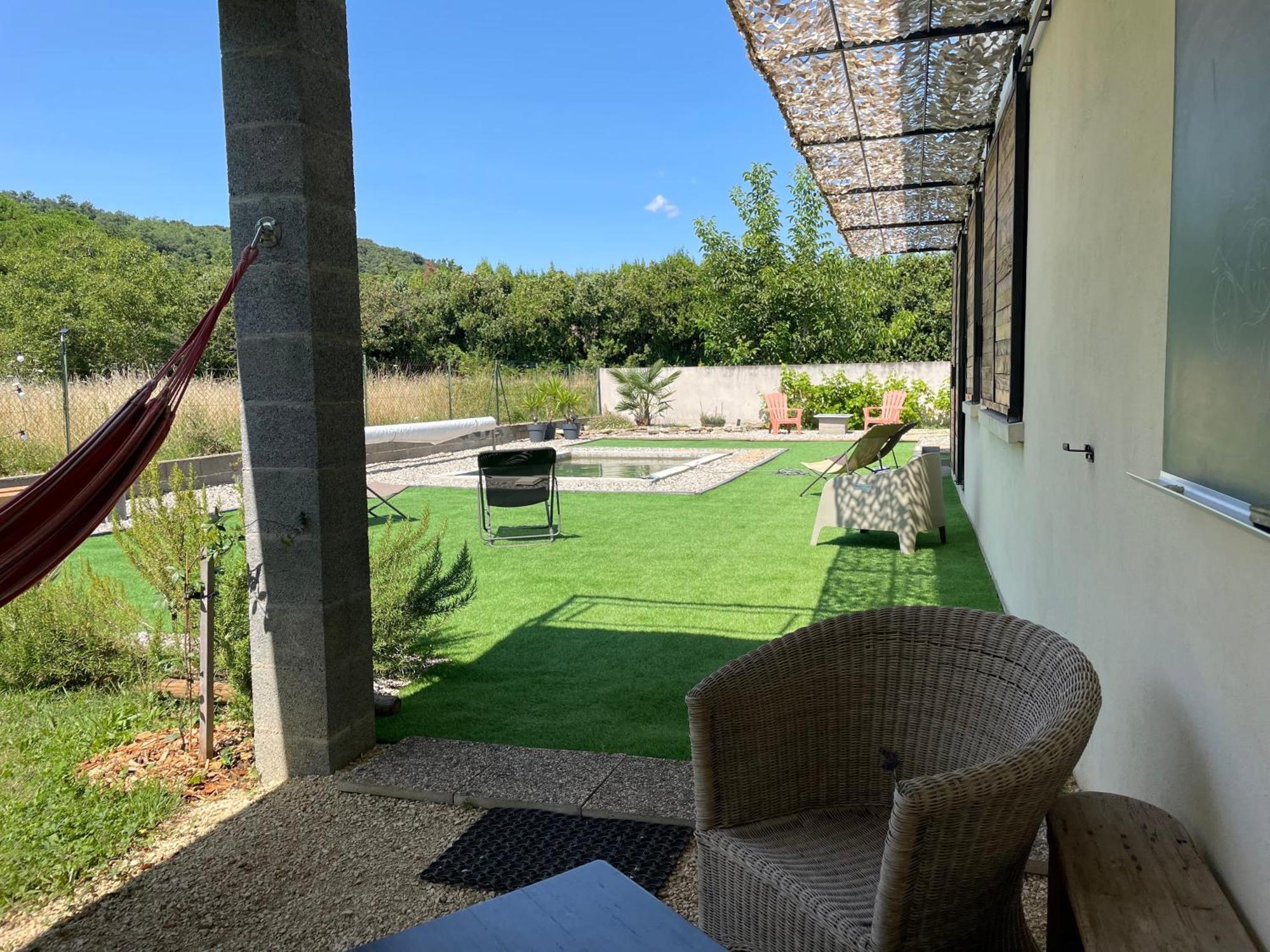 Toupie Et Bicyclette Villa Charmes-sur-Rhone Bagian luar foto